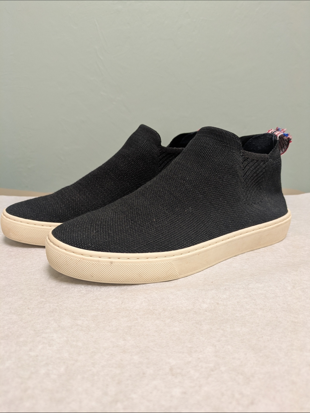 Rothy's Black Knit Slip-On Chelsea Boot Sz:7. 5 Washable Everyday Essential Glam